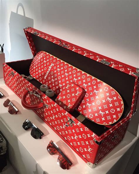 price of louis vuitton supreme skateboard